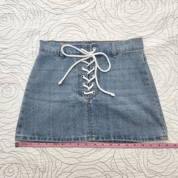FOREVER 21 [S] Denim Lace Up Forever 21 Mini Skirt - Picture 10 of 10